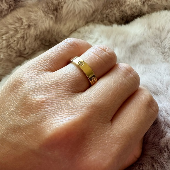 Gold ring - Picture 2 of 5